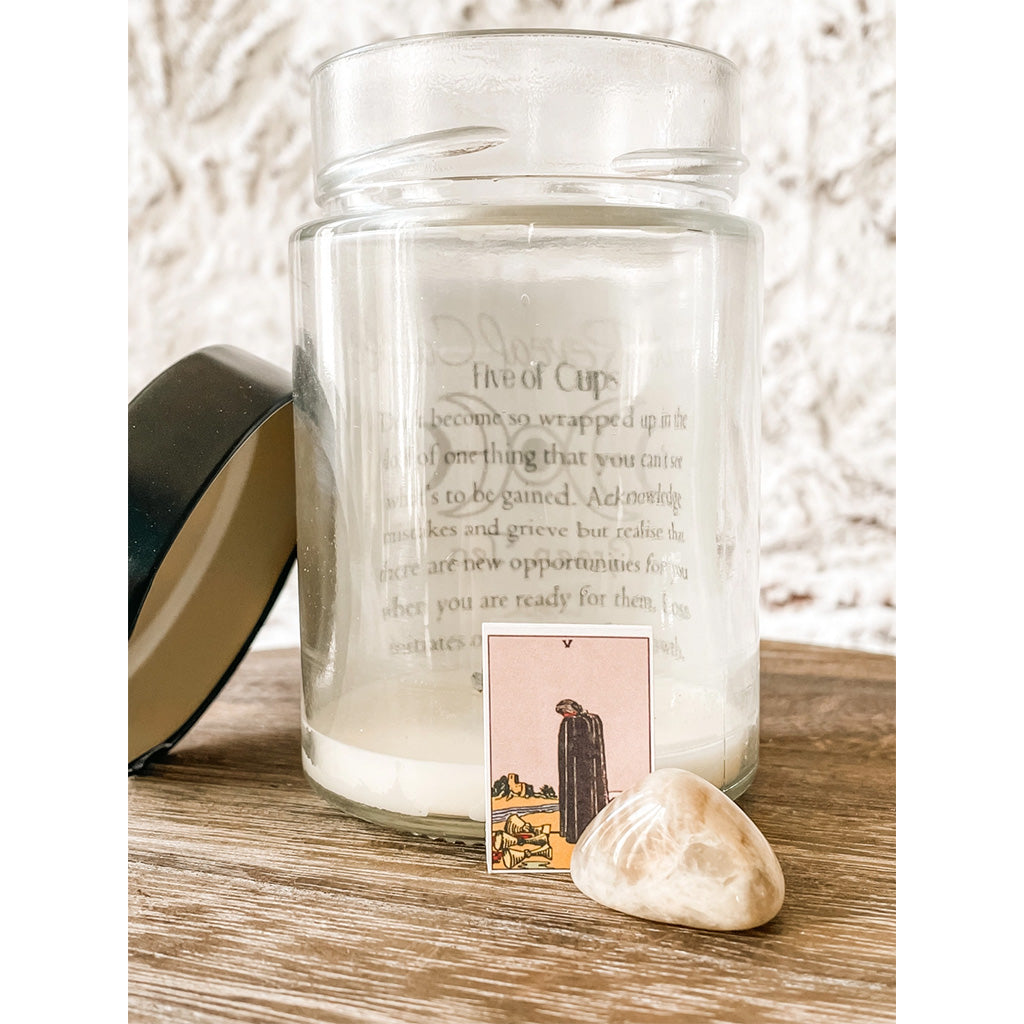 Northern Oasis Vanilla Tarot and Crystal Reveal Candle