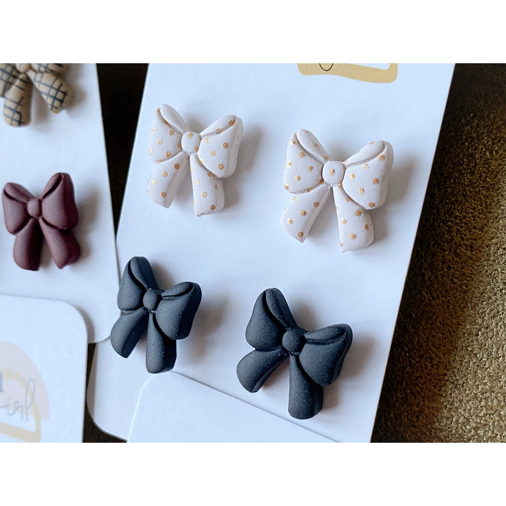 Agaveh Girl Cedar Studs Ivory Dot