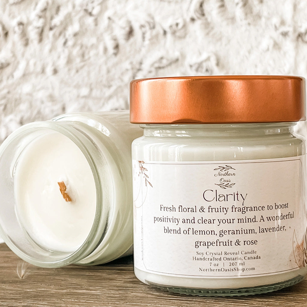 Northern Oasis Clarity Crystal Reveal Candle