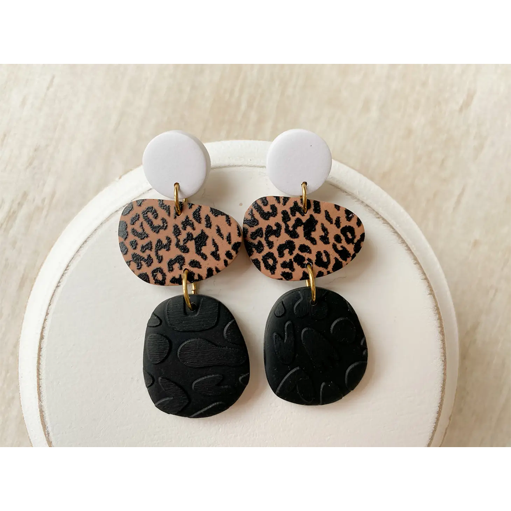 Agaveh Girl Felicity Earrings